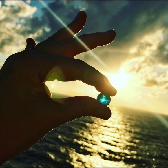 Welcome To My Closet! - Picture 4 of 6